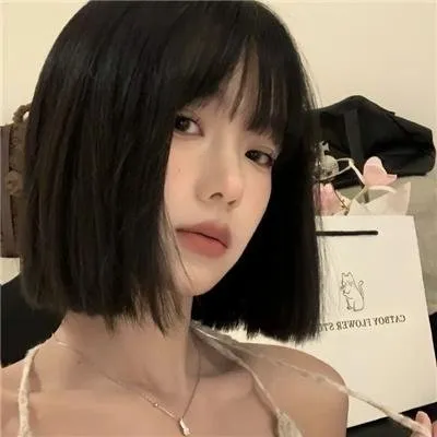 国产精品深宫侍女《宫灯微光》全集 - 侍女微光暖心